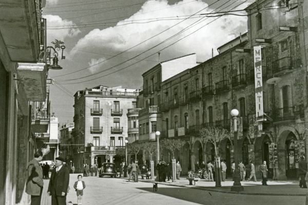 mercantil-010D98F9EE-F1A2-6BC2-ECAE-C663C6517D78.jpg